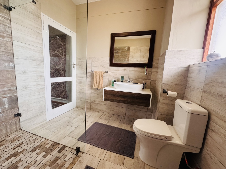 To Let 1 Bedroom Property for Rent in Strand South Western Cape
